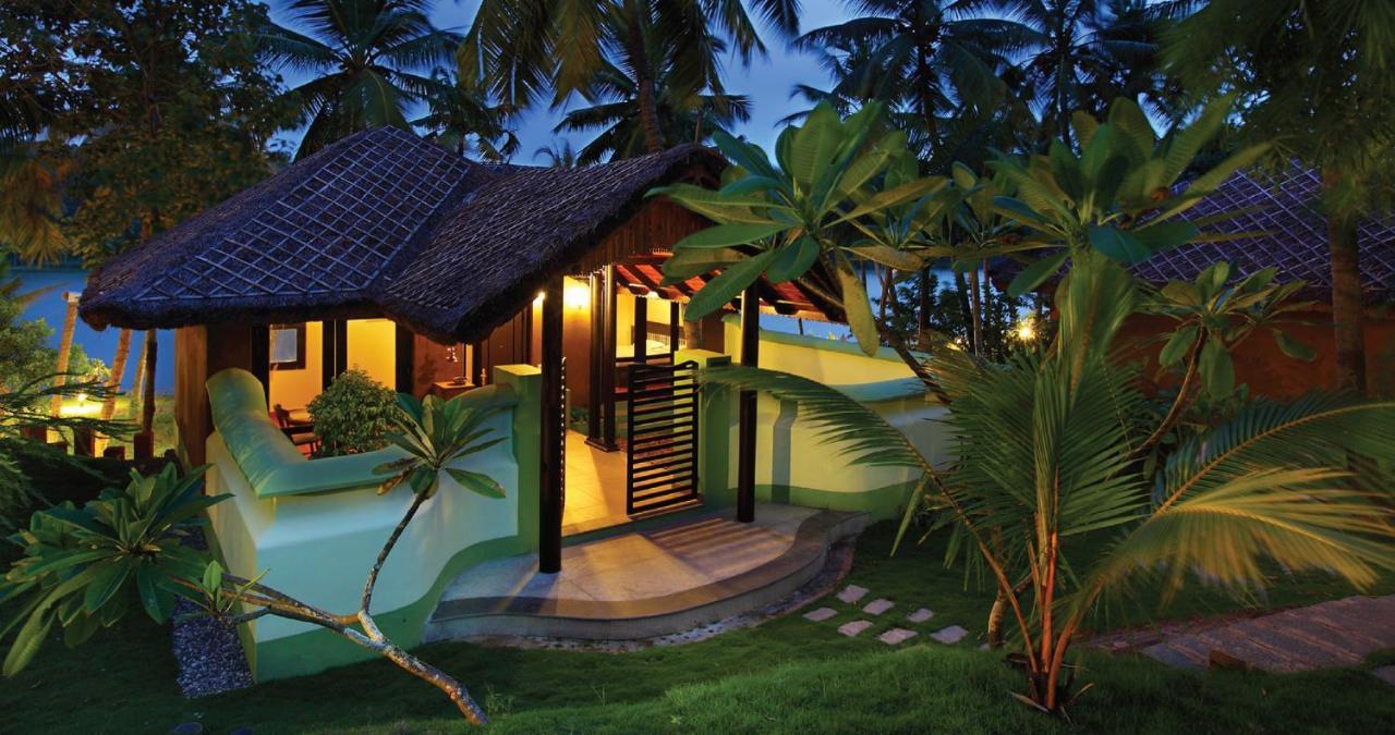 Fragrant Nature Backwater Resort & Ayurveda Spa Kollam Exterior photo