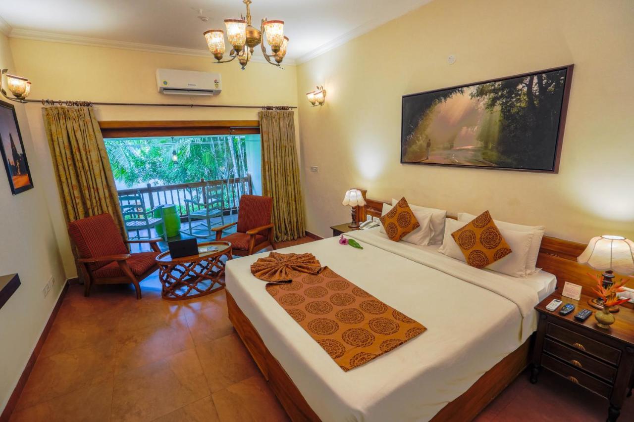 Fragrant Nature Backwater Resort & Ayurveda Spa Kollam Exterior photo