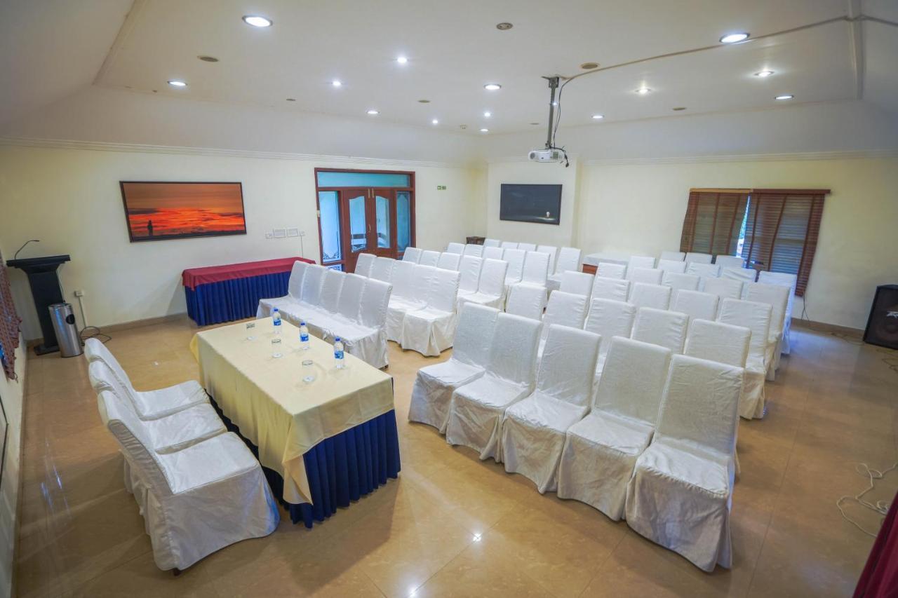 Fragrant Nature Backwater Resort & Ayurveda Spa Kollam Exterior photo
